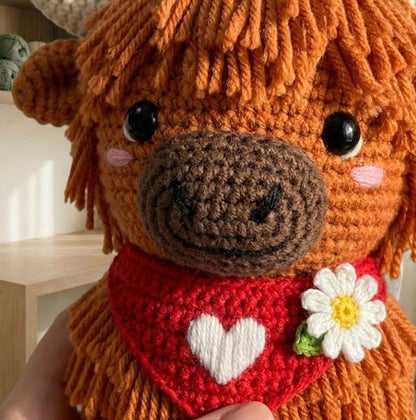 Highland Cow Crochet Pattern, Shaggy Amigurumi Calf with Heart Bandana (PDF Pattern, ENG/DE )